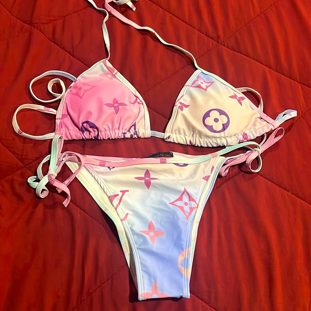 👙LV INSPIRED BIKINI🔥